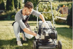 Den richtigen Rasenmäher finden: Akku, Benzin oder Elektro?